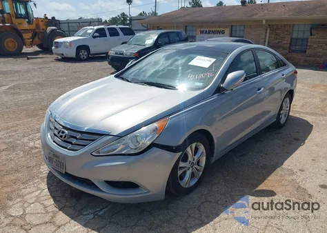 2012 Hyundai Sonata Limited z USA, uszkodzony, nr VIN 5NPEC4AC2CH426180